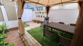 Apartment-Sleeps6-Parking-Terrace